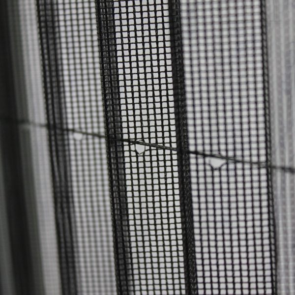 Ειδικά κορδονάκια για στήριξη του πανιού και ομαλή λειτουργία